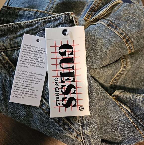 GUESS ORIGINALS Women's Denim Cargo Capri Pant, Tinted Denim, Size 26 - Picture 14 of 15